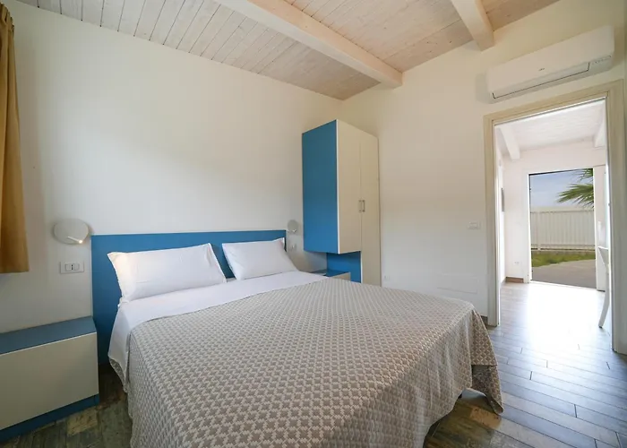 Marinella Beach Apartments - On The Beach - Private Free Parking