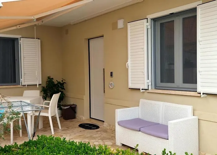 Acquamarina del Faro - Villa Anna Maria